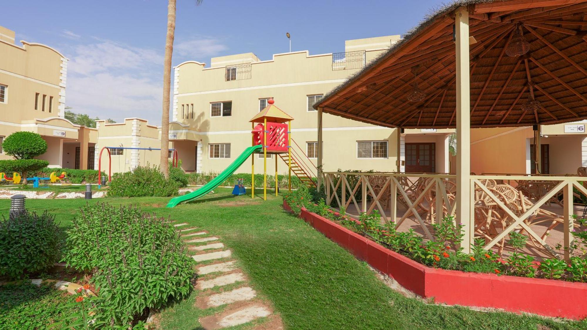 Boudl Al Malaz Aparthotel Рияд Екстериор снимка